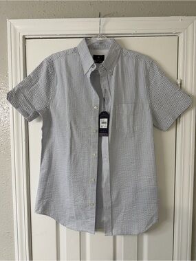 Ben Sherman Short-Sleeve Seersucker Button-Down Shirt Light Blue & White Coastal